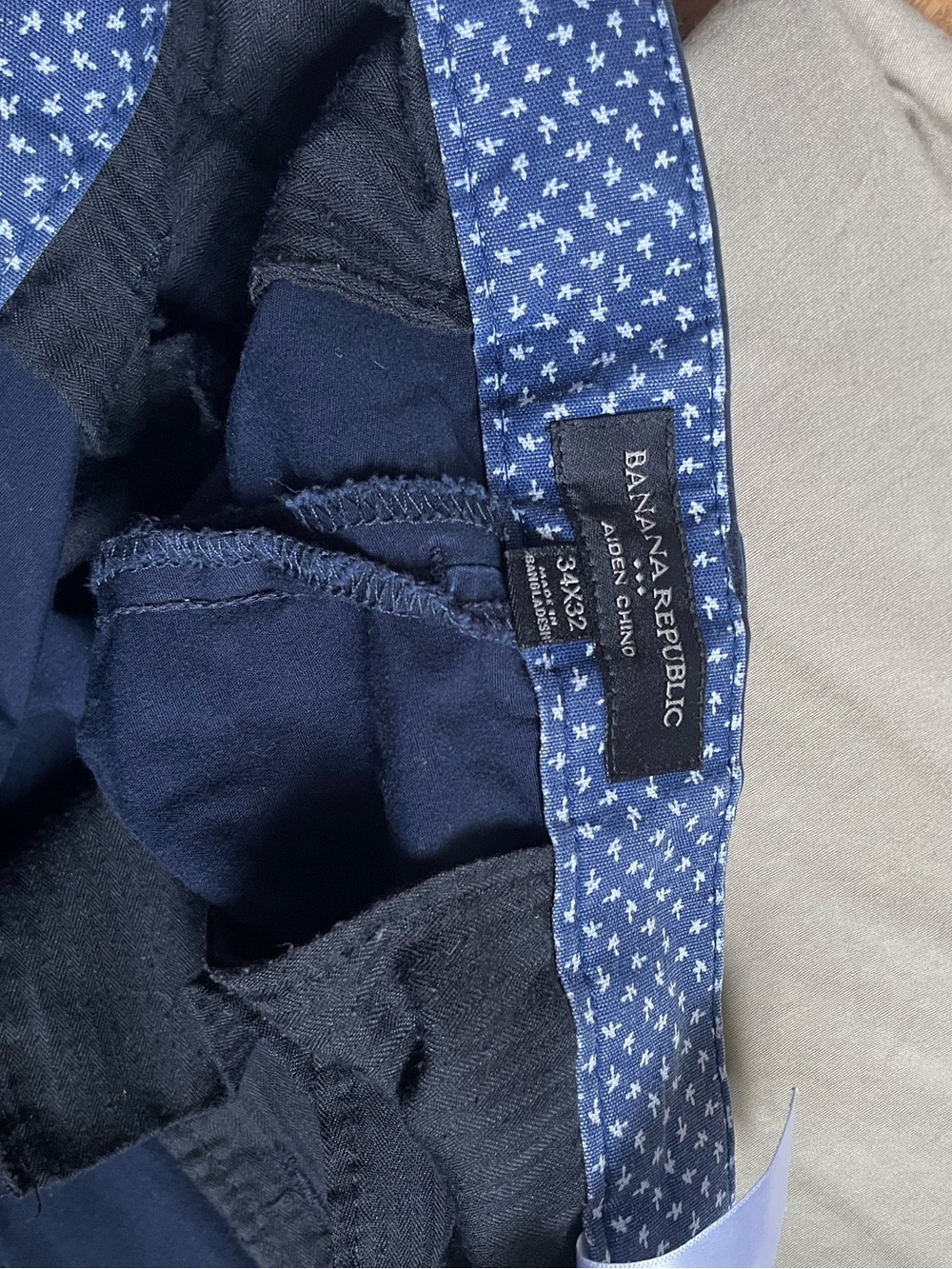 EUC Banana Republic Aiden Chinos - 34x32